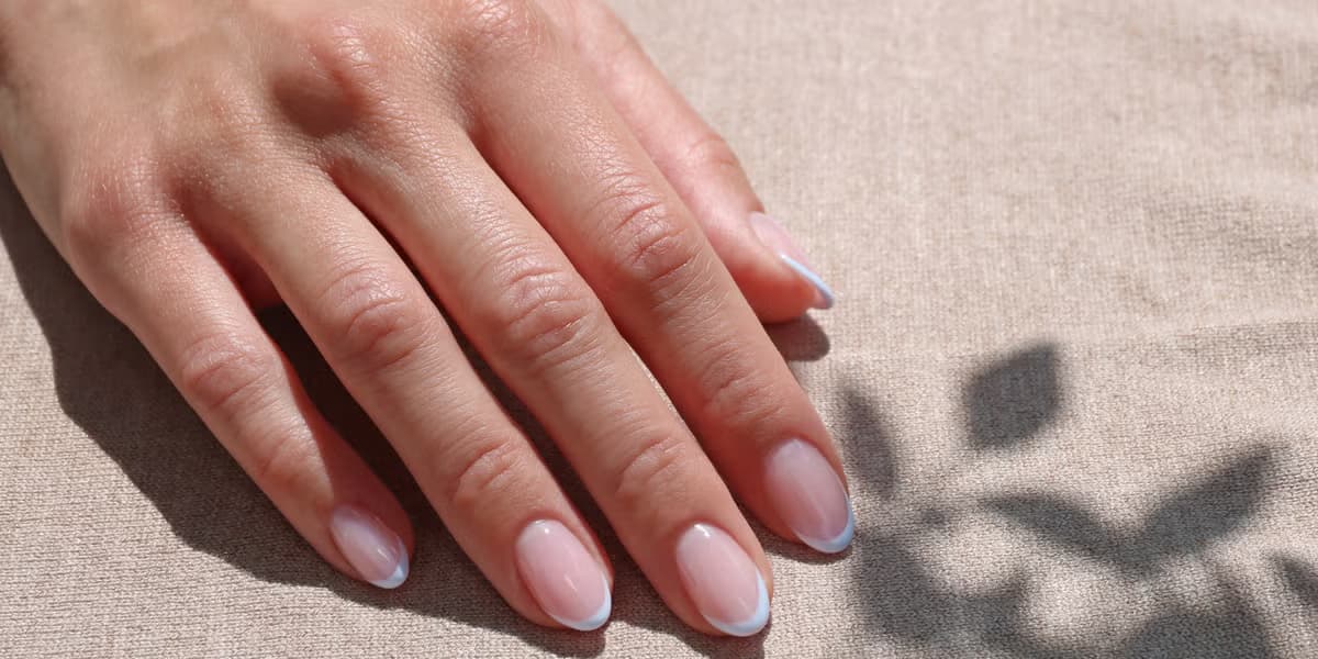 BIAB (Builder in a Bottle) + Russian Manicure: Wat je kunt verwachten